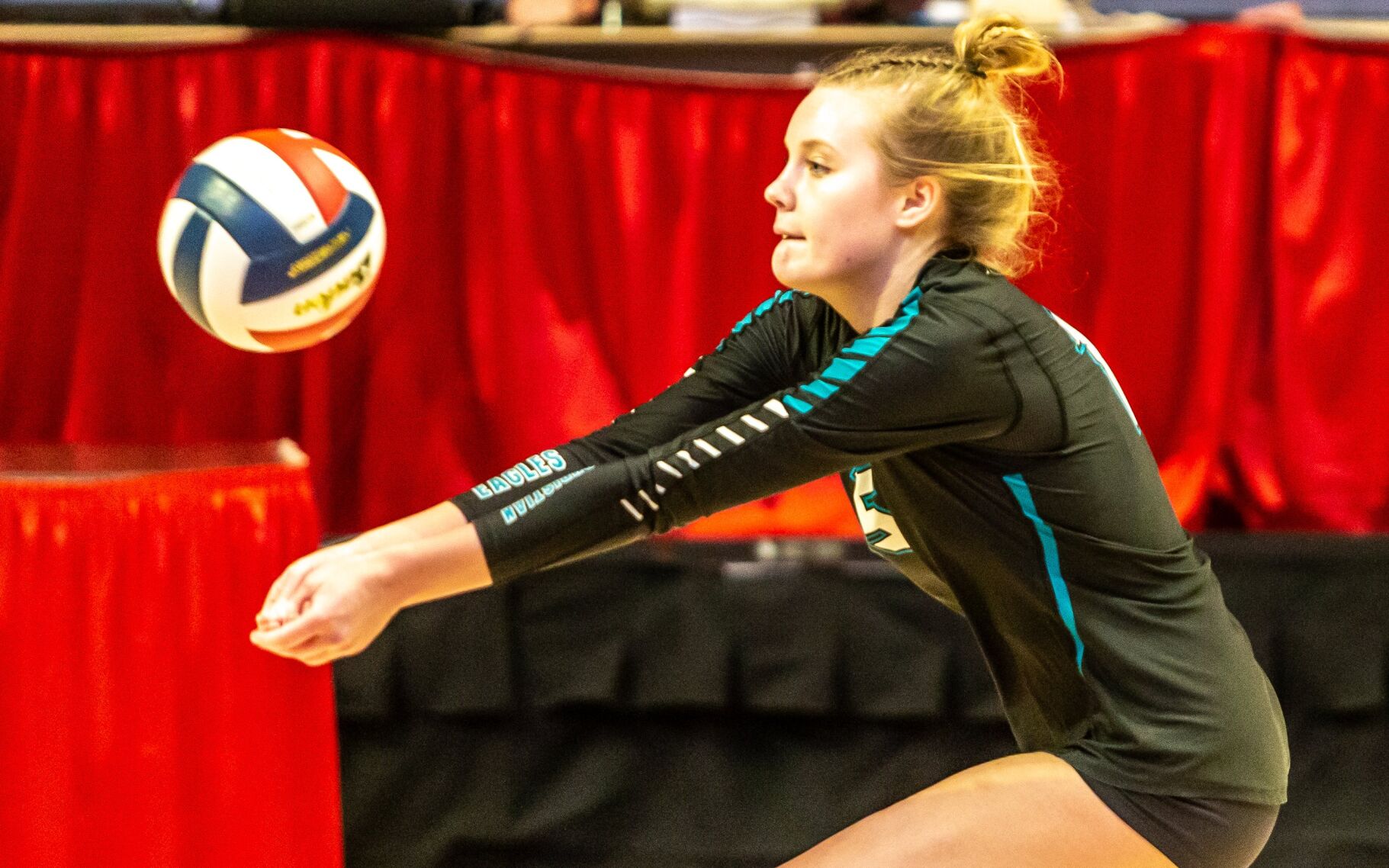 O'Fallon Christian vs. Valle Catholic volleyball